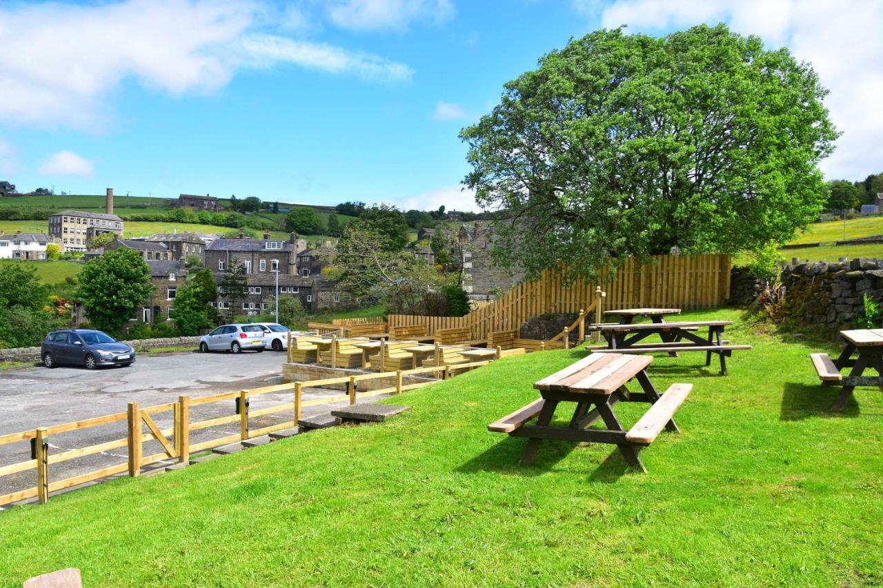 Robin Hood Inn Hebden Bridge Exterior foto